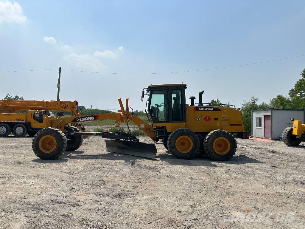 XCMG GR 2153 Niveladoras