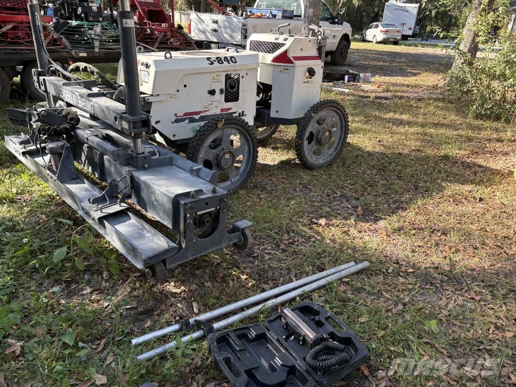 Somero S-840 Plumas de hormigón