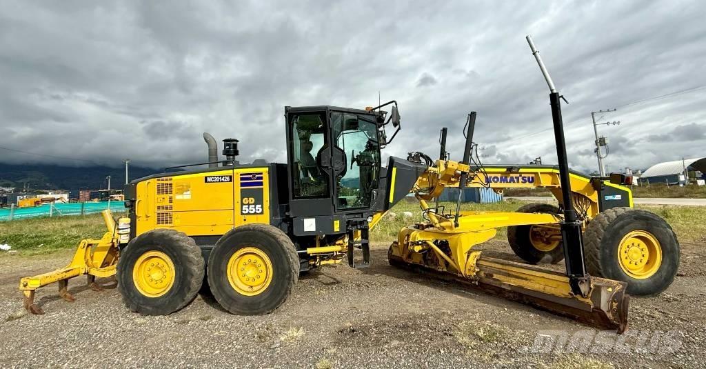 Komatsu GD555-5 Niveladoras