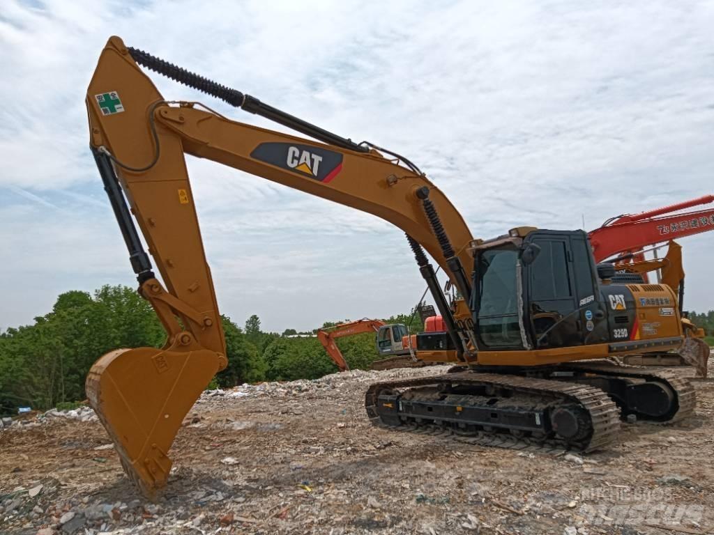 CAT 329 D2 Excavadoras 7t - 12t