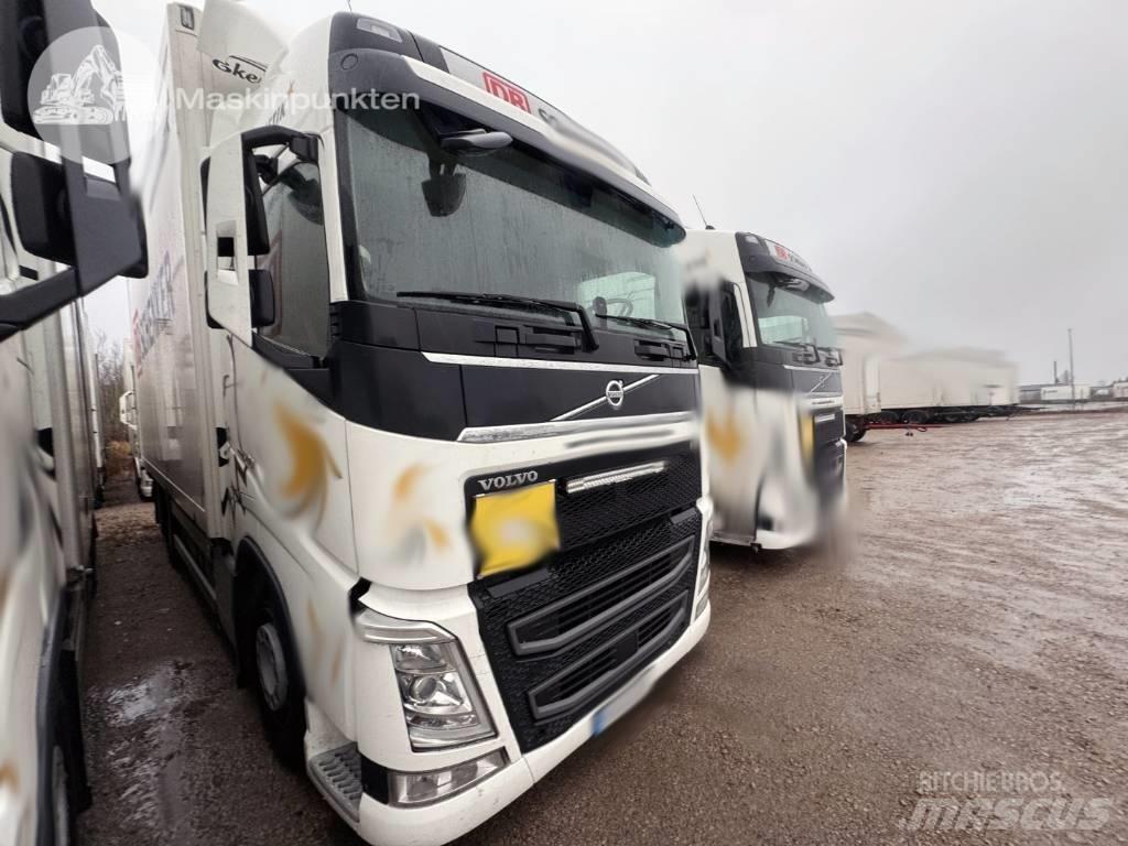 Volvo FH 500 Camiones con caja de remolque