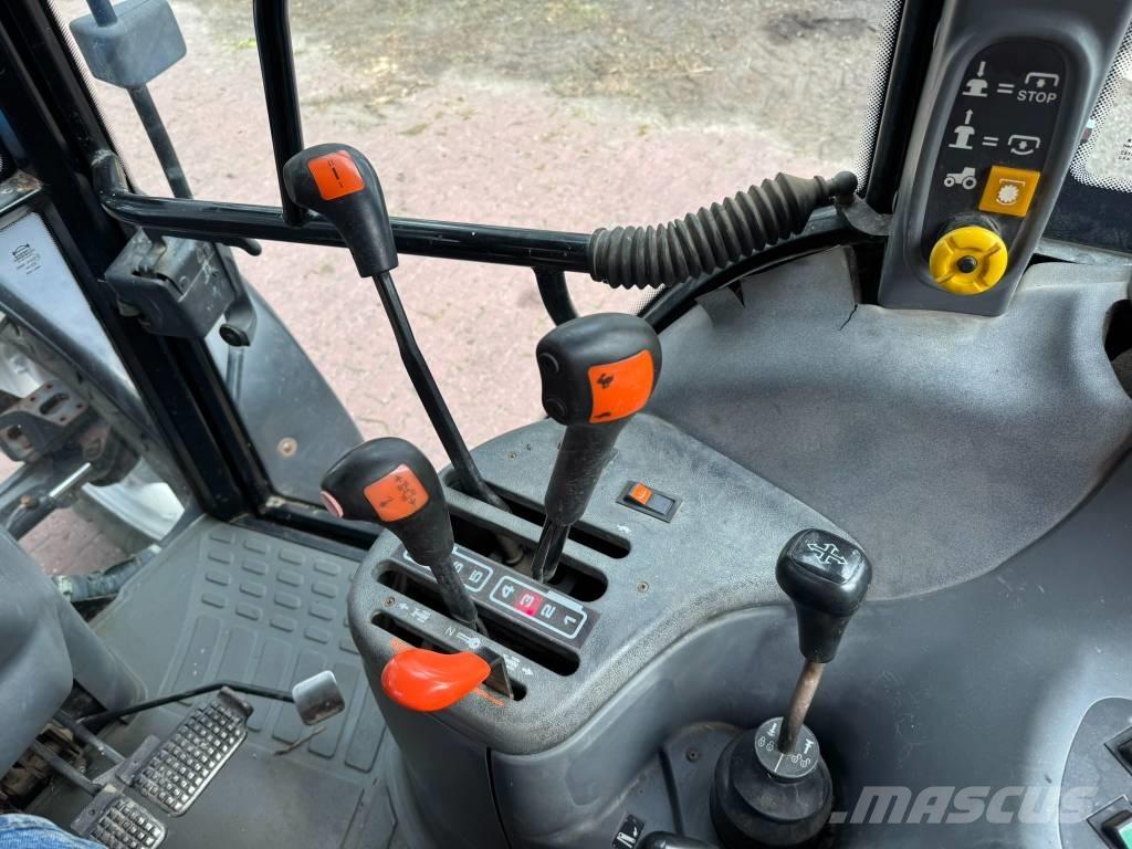 New Holland TS90 Tractores