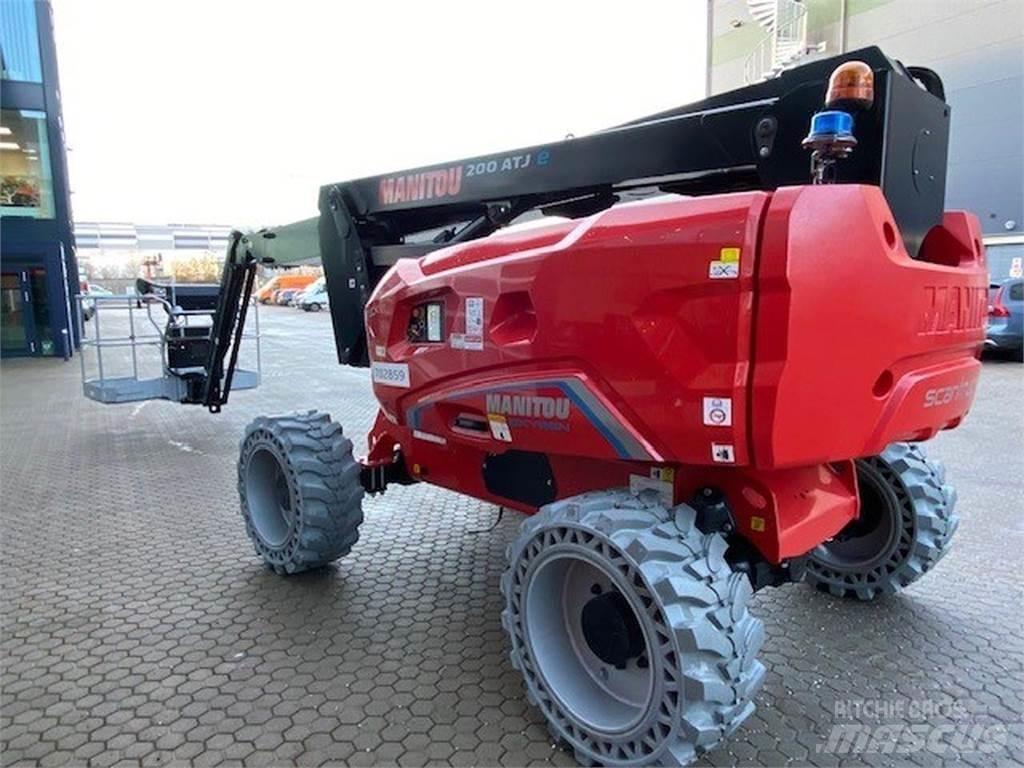 Manitou 200ATJE Plataformas con brazo de elevación manual