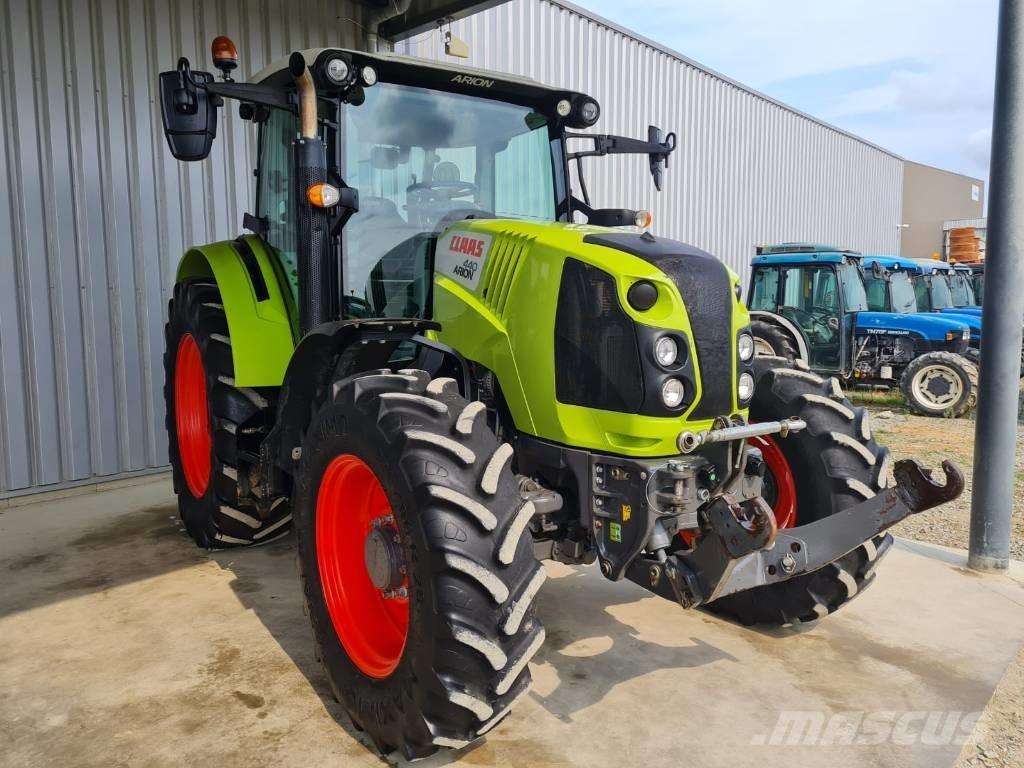 CLAAS Arion 440 CIS Tractores