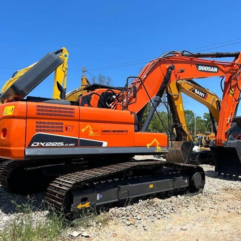 Doosan DX225-9C Excavadoras sobre orugas