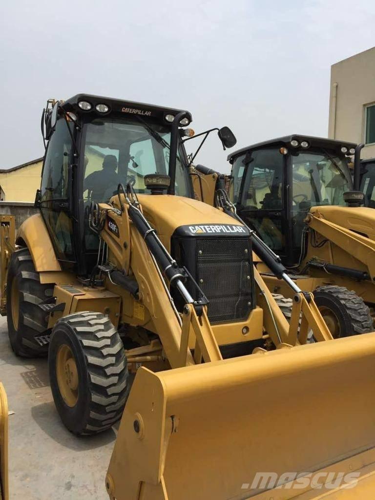 CAT 430F2 Retrocargadoras