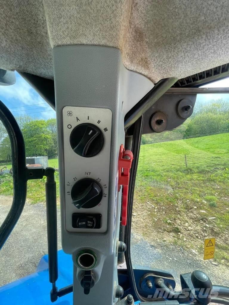 New Holland T 7.250 Tractores