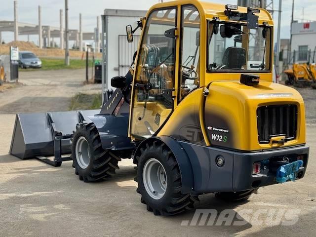 Eurotrac W12 Cargadoras sobre ruedas