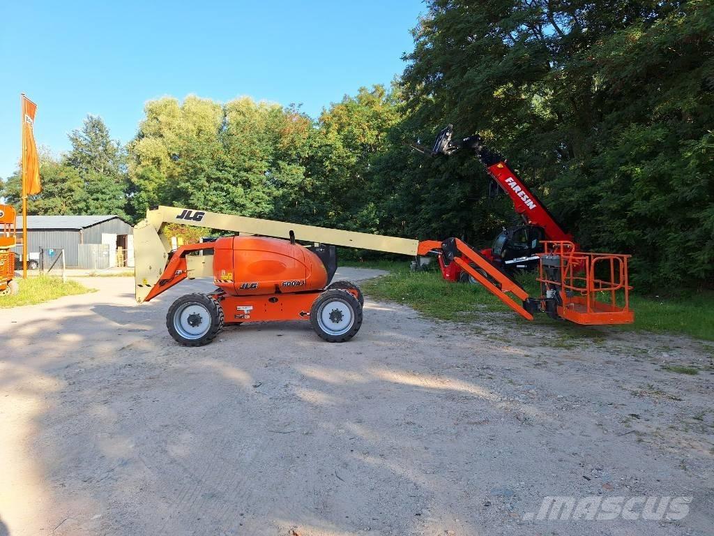 JLG 600AJ Plataformas con brazo de elevación manual