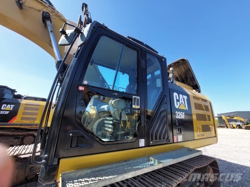 CAT 326 F L Excavadoras sobre orugas