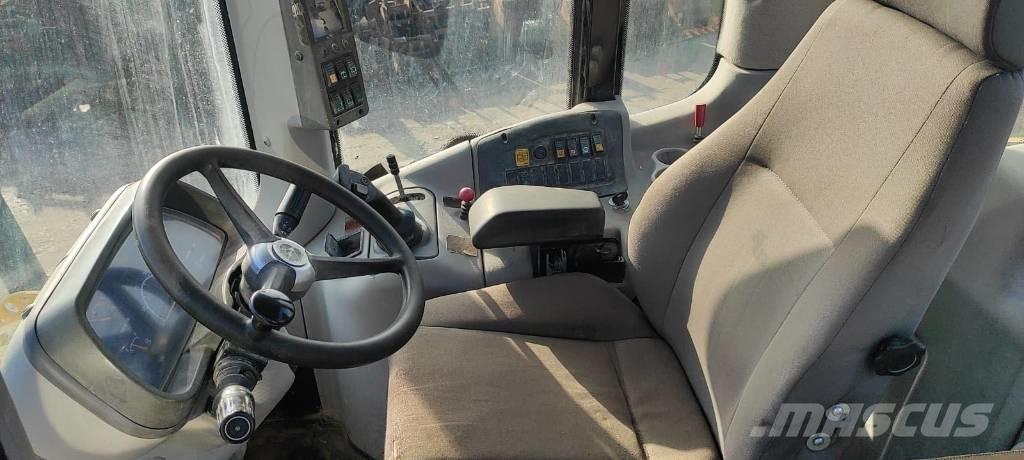 New Holland W 130 Cargadoras sobre ruedas