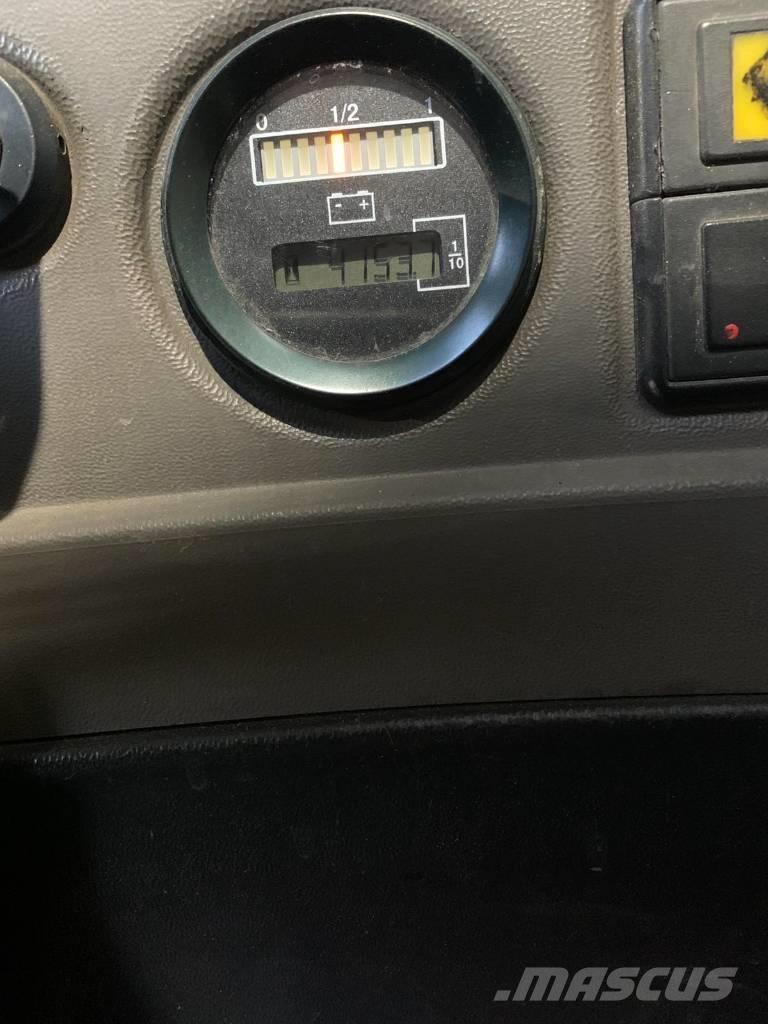 BT SRE 135 L Apiladoras eléctricos