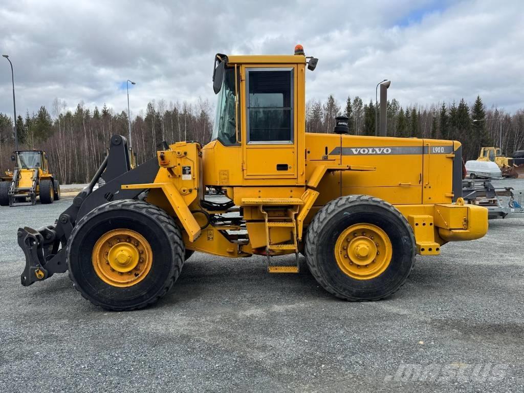 Volvo L 90 D Cargadoras sobre ruedas