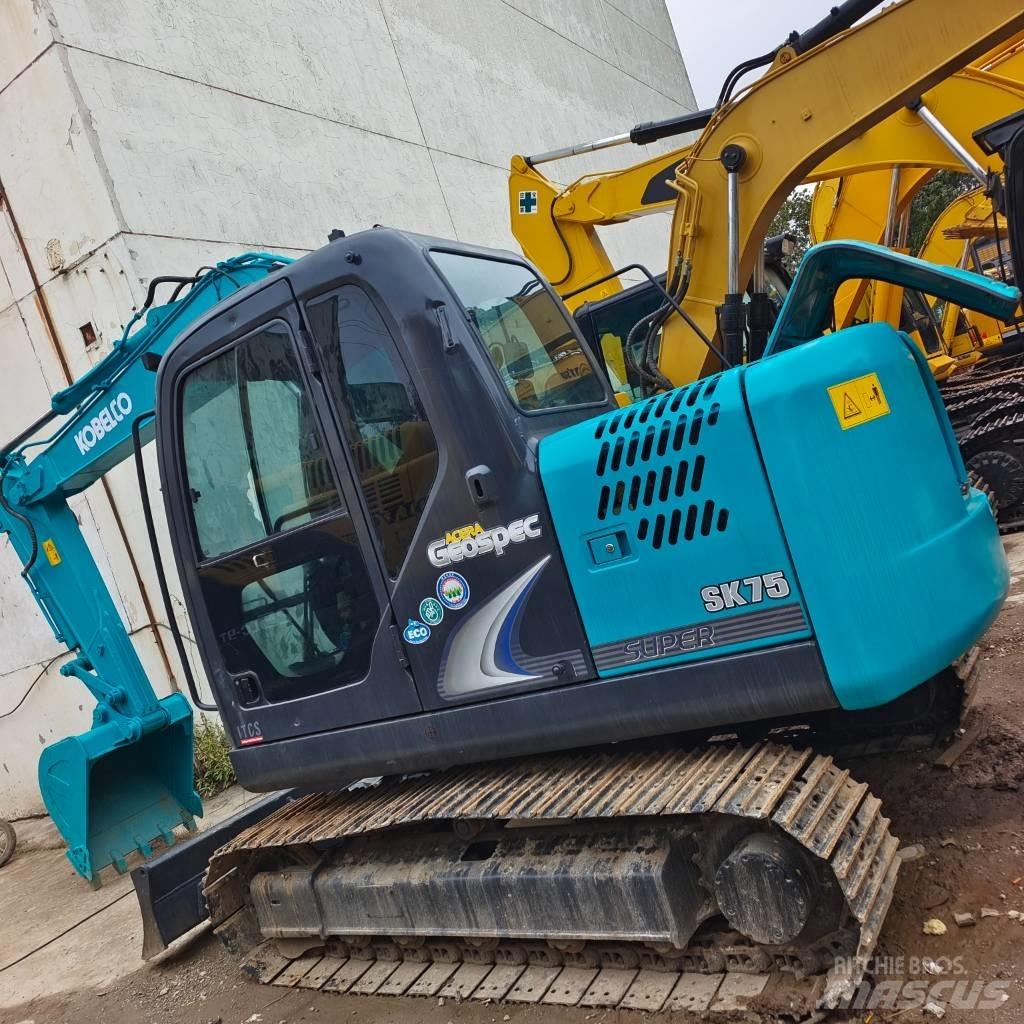 Kobelco SK 75 Excavadoras 7t - 12t