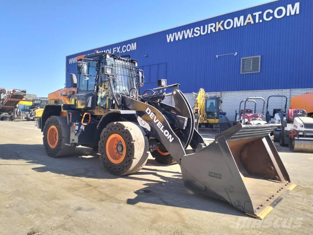 Develon DL 220-7 Cargadoras sobre ruedas