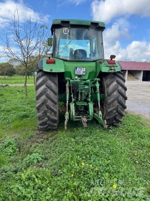 John Deere 8200 Tractores