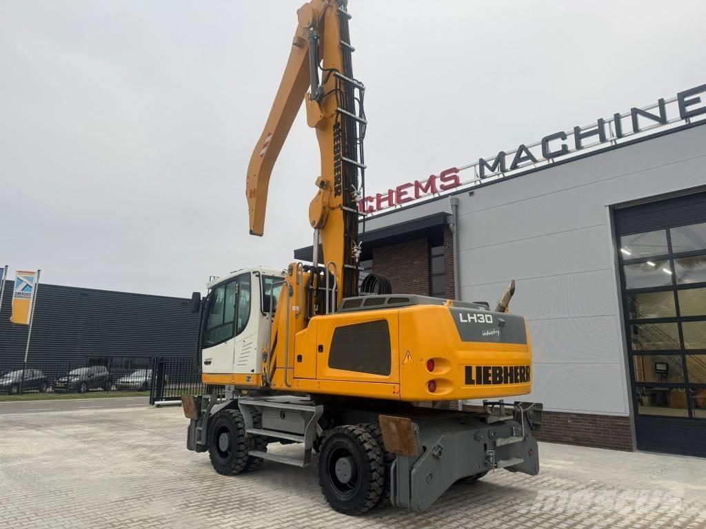 Liebherr LH 30 M Manejadores de residuos industriales