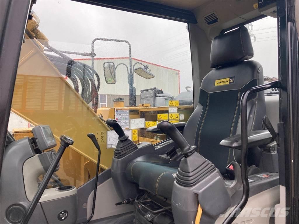 CAT 311 F L RR Excavadoras de ruedas