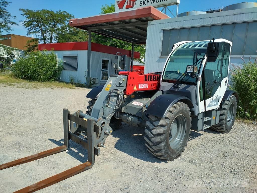 Liebherr T 32-7 Carretillas telescópicas