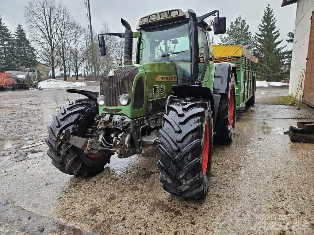 Fendt 820 Vario Tractores