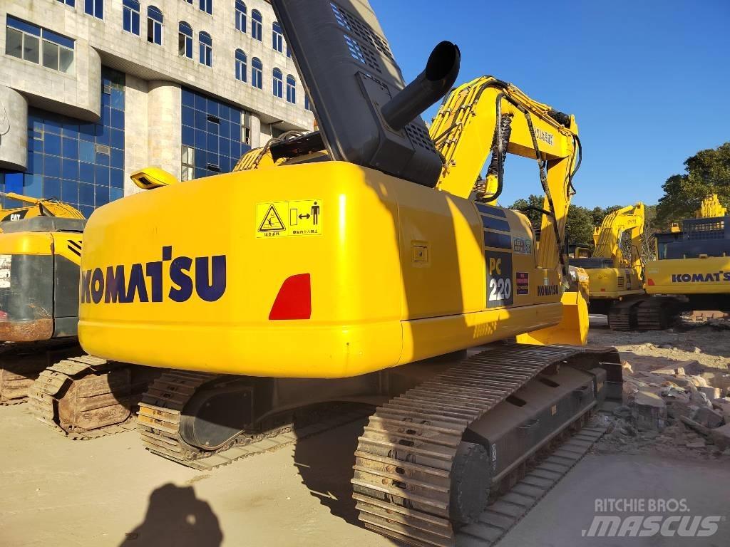 Komatsu PC220-7 Excavadoras sobre orugas