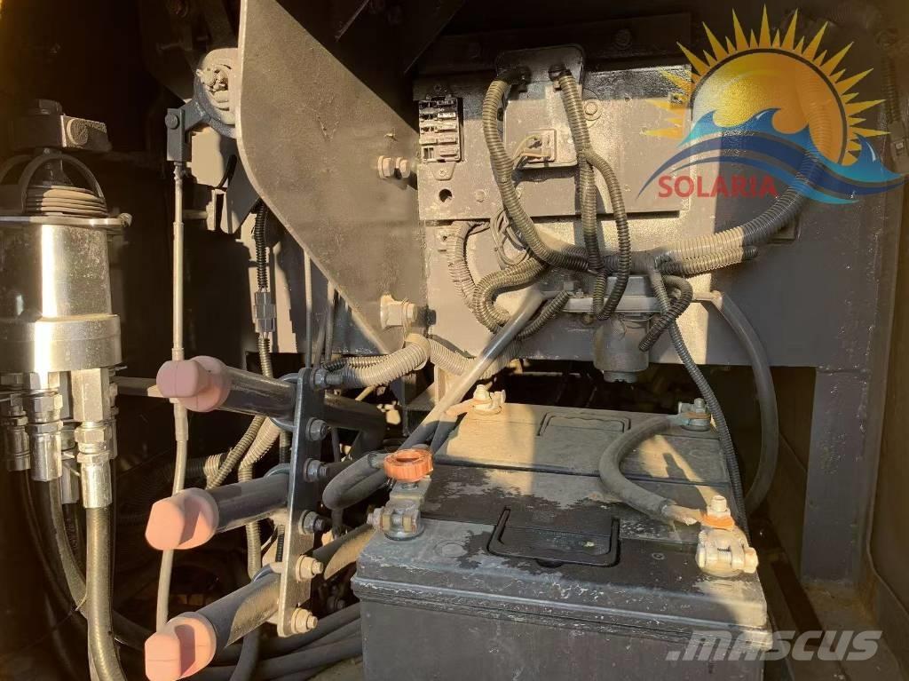 CAT D 5 K Buldozer sobre oruga