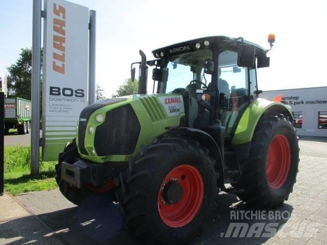 CLAAS Arion 520 Tractores