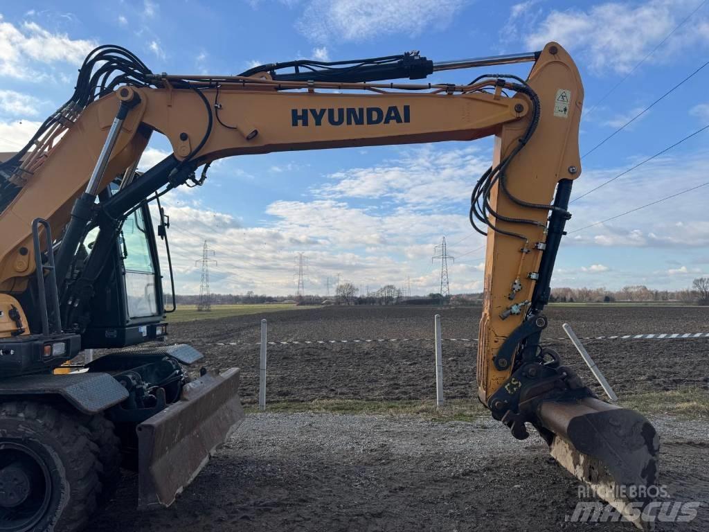 Hyundai HW140 Excavadoras de ruedas