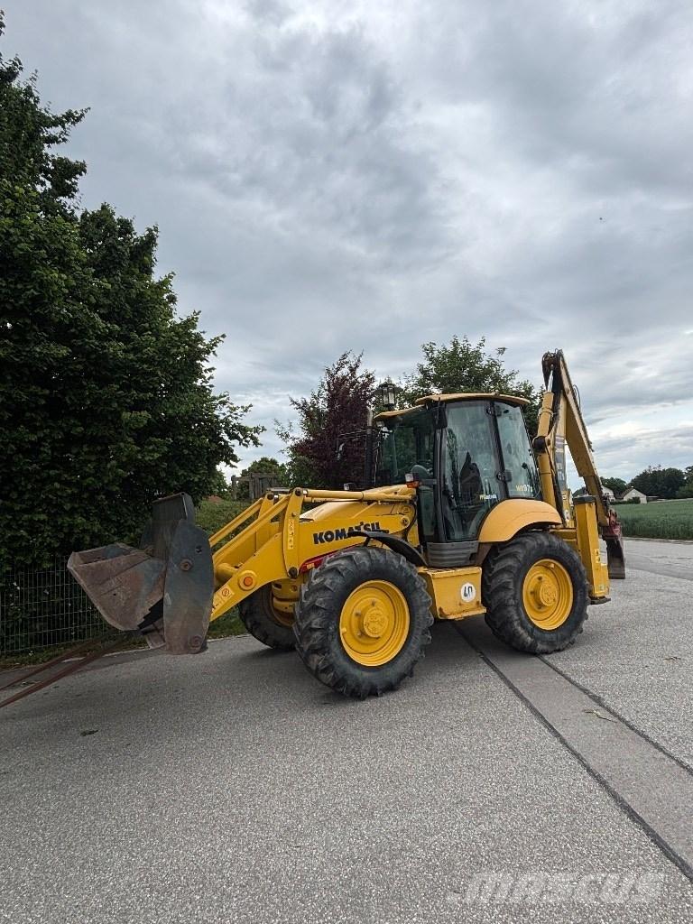 Komatsu WB 97 S Retrocargadoras