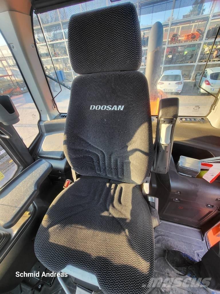 Doosan DL 200-5 Cargadoras sobre ruedas