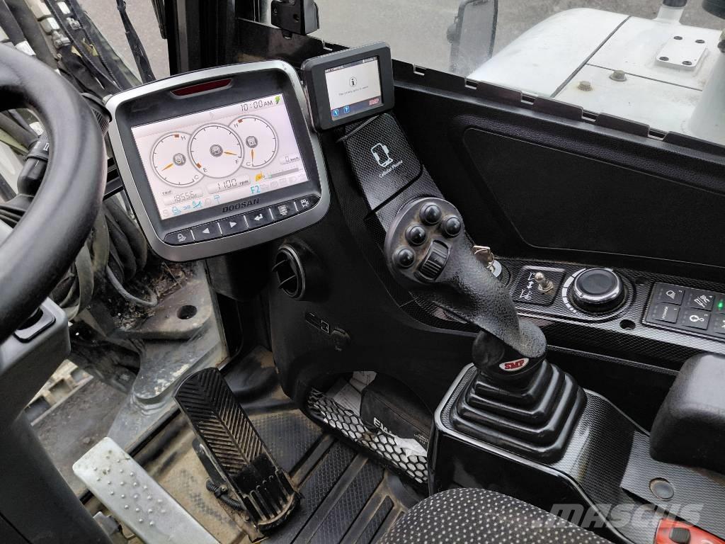 Bobcat E 57 W Excavadoras de ruedas