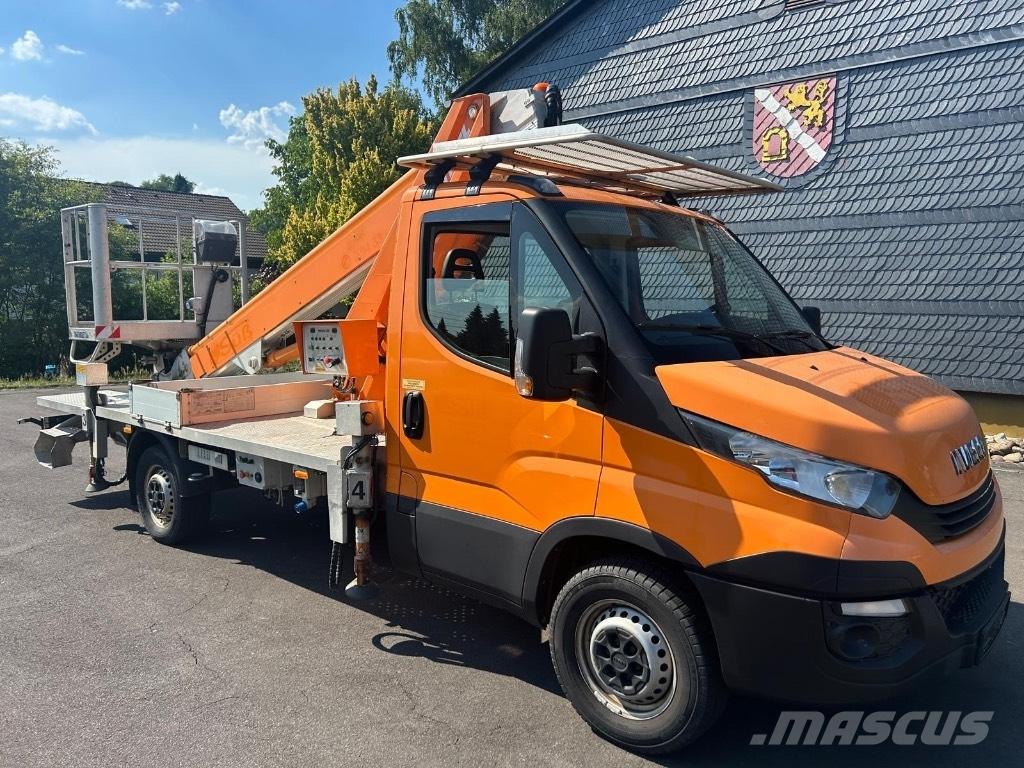 Multitel MT 162 Plataformas sobre camión