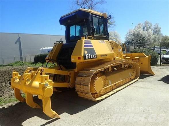 Komatsu D61EXi-24 Buldozer sobre oruga