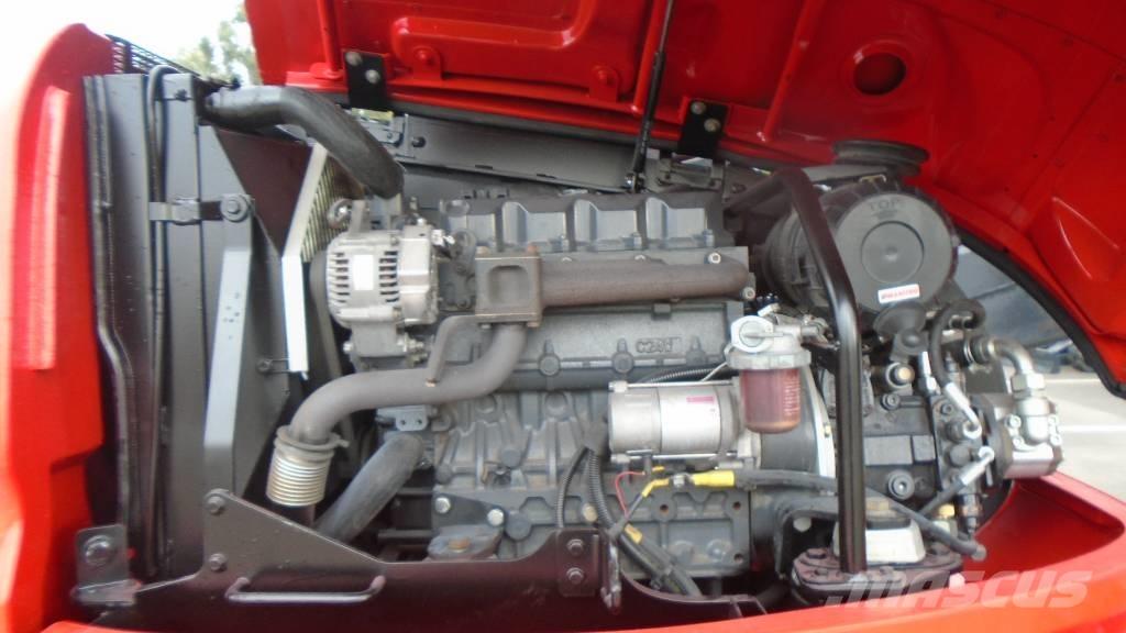 Manitou 200 ATJ Plataformas con brazo de elevación manual