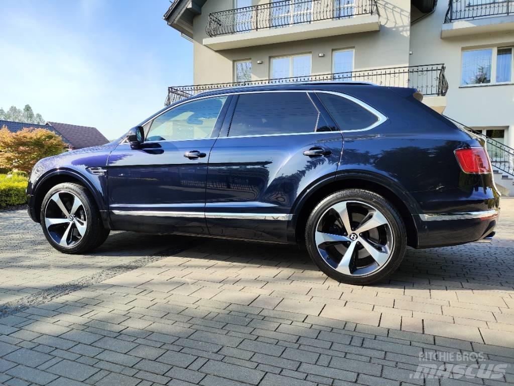 Bentley Bentayga V8 Carros