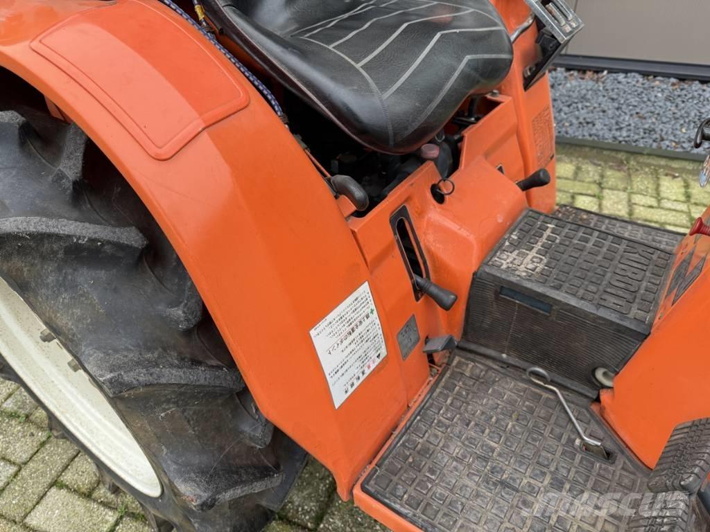Kubota Bultra B1 - 17 Tractores