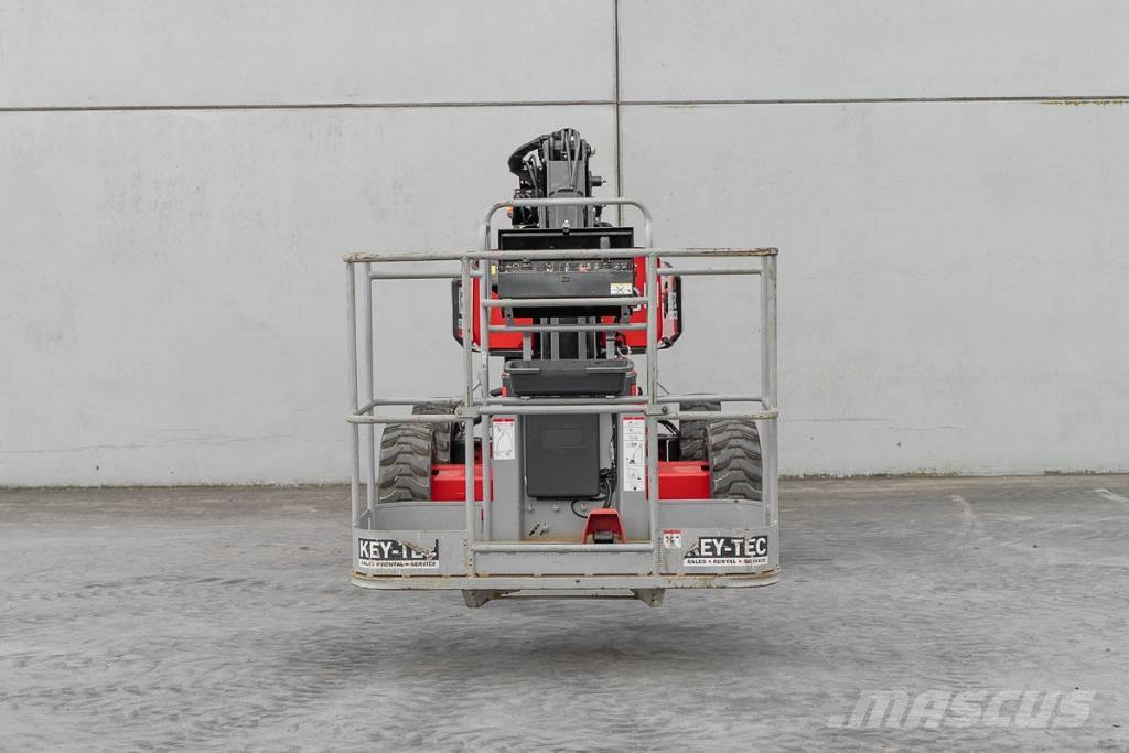 Manitou ManGo 12 Plataformas con brazo de elevación manual