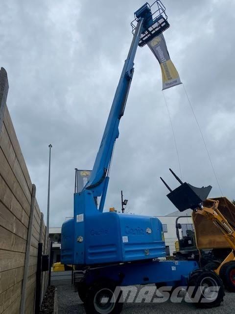 Genie S 40 Plataformas con brazo de elevación telescópico