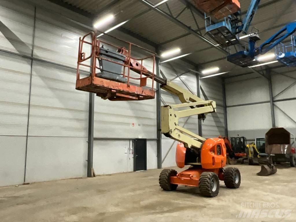 JLG 450 AJ Plataformas con brazo de elevación manual