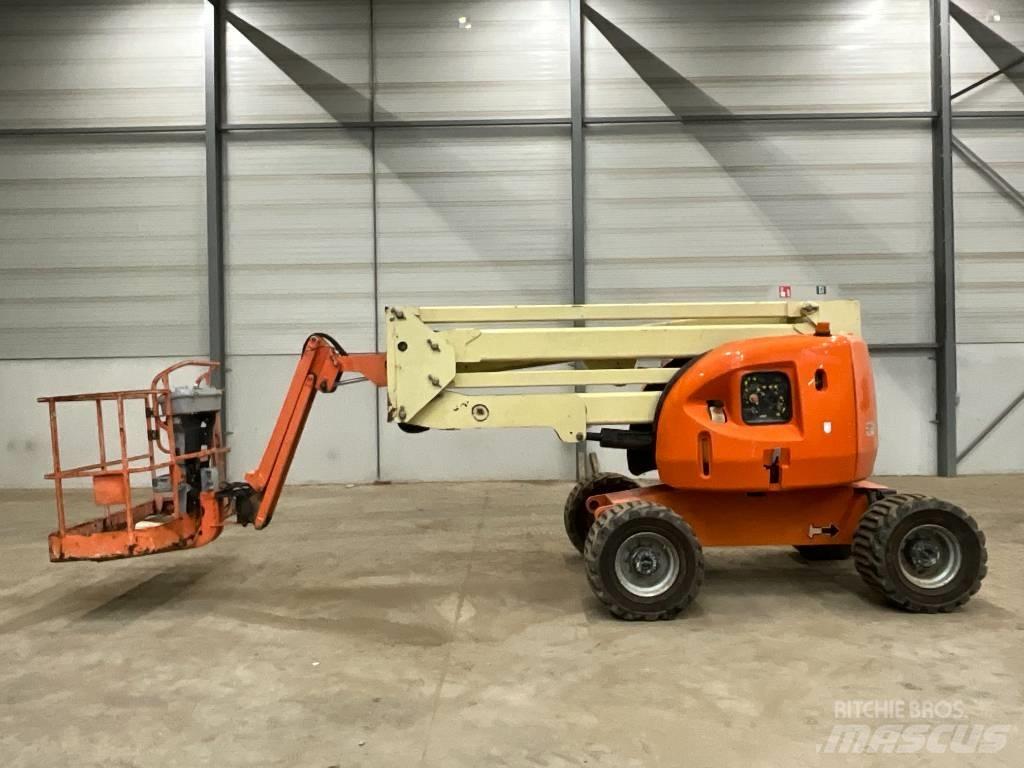 JLG 450 AJ Plataformas con brazo de elevación manual