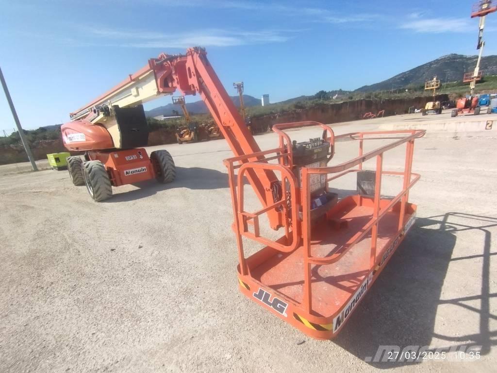 JLG 1250 AJP Plataformas con brazo de elevación manual
