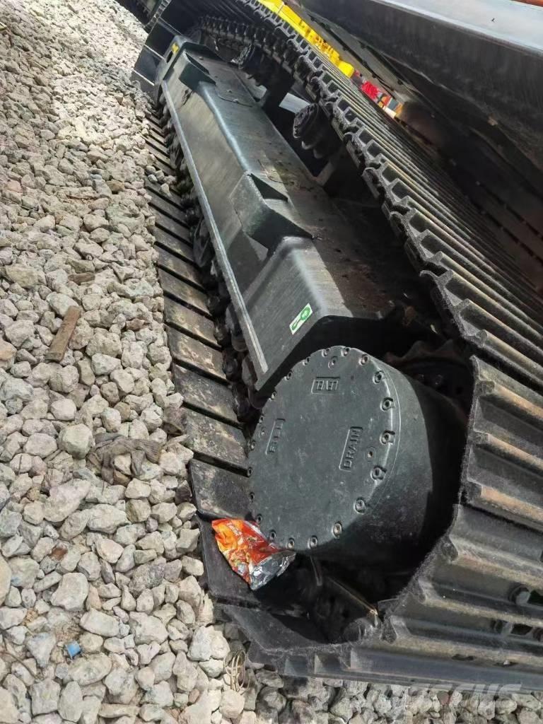 Doosan DX 300 LCA Excavadoras sobre orugas