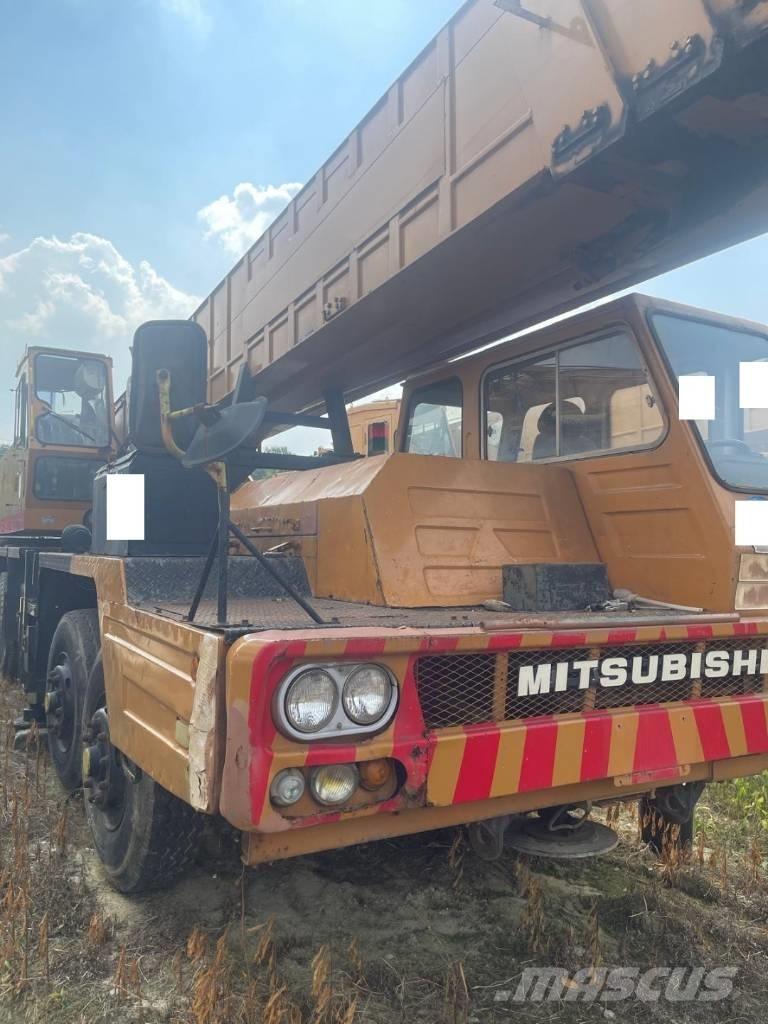 Hyundai HC 50 Grúas de oruga