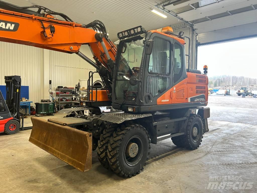 Doosan DX170W-5 Excavadoras de ruedas