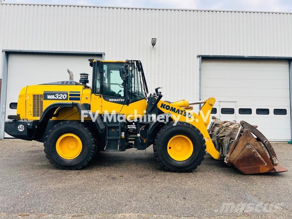 Komatsu WA320 Cargadoras sobre ruedas