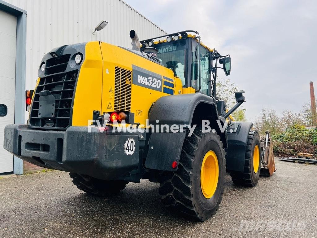Komatsu WA320 Cargadoras sobre ruedas
