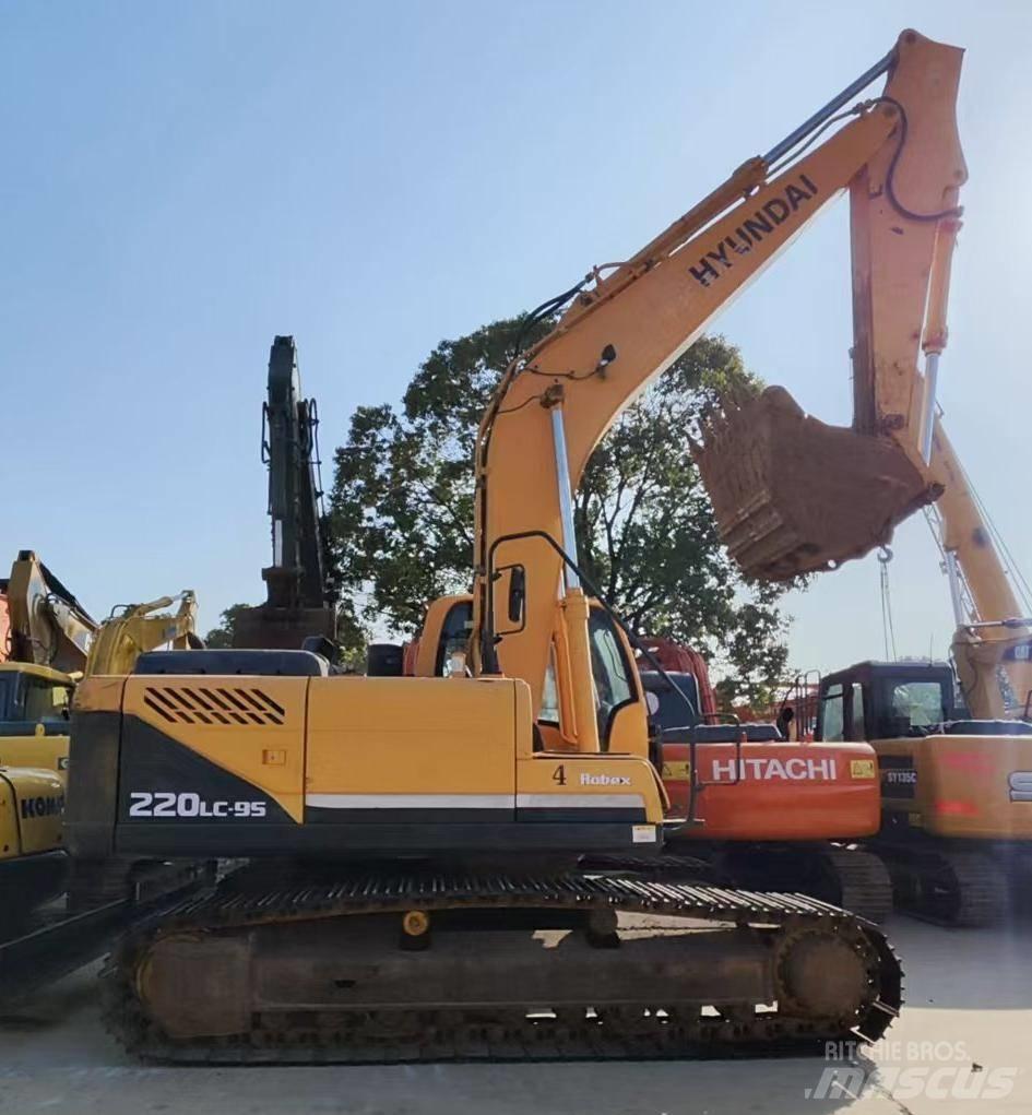 Hyundai R220LC-9S Excavadoras sobre orugas