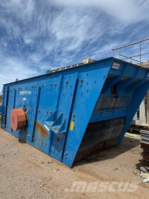 Sandvik CS 126 Machacadoras