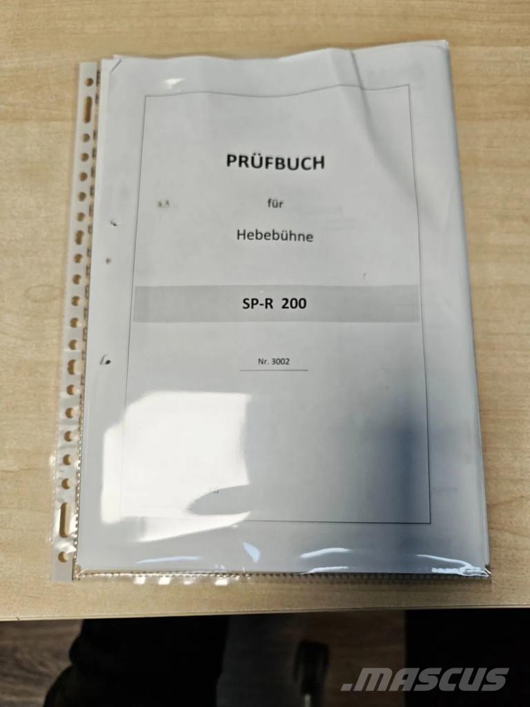 Aichi SR 182 Plataformas con brazo de elevación telescópico