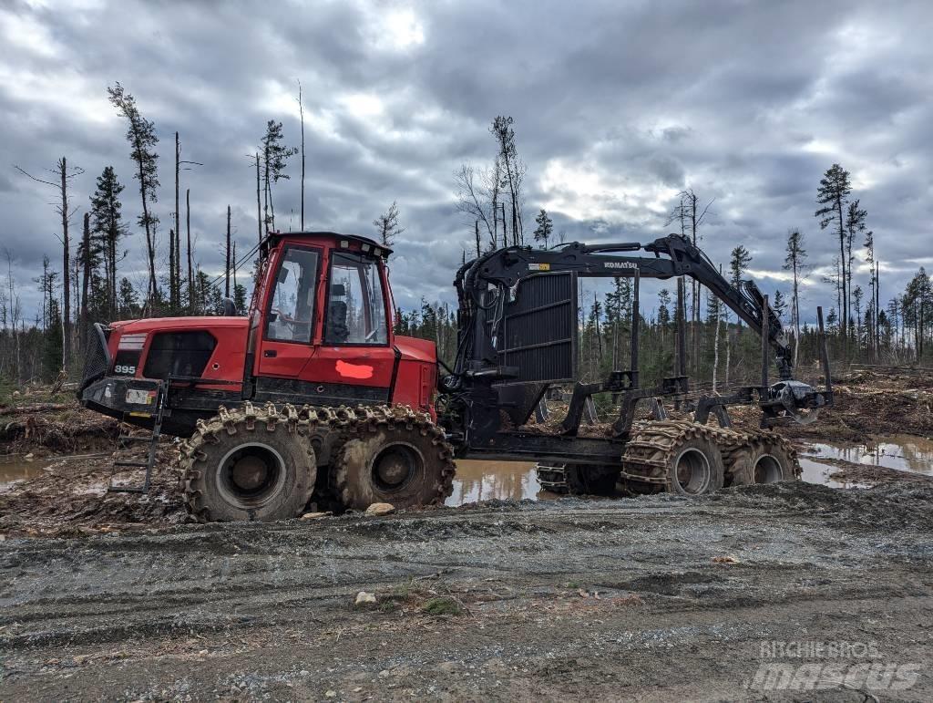 Komatsu 895 Transportadoras